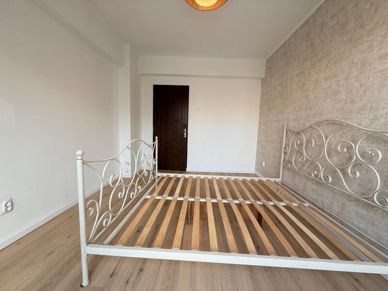 Universitate, Calea Victoriei, bloc Romarta inchiriere 3 camere renovat